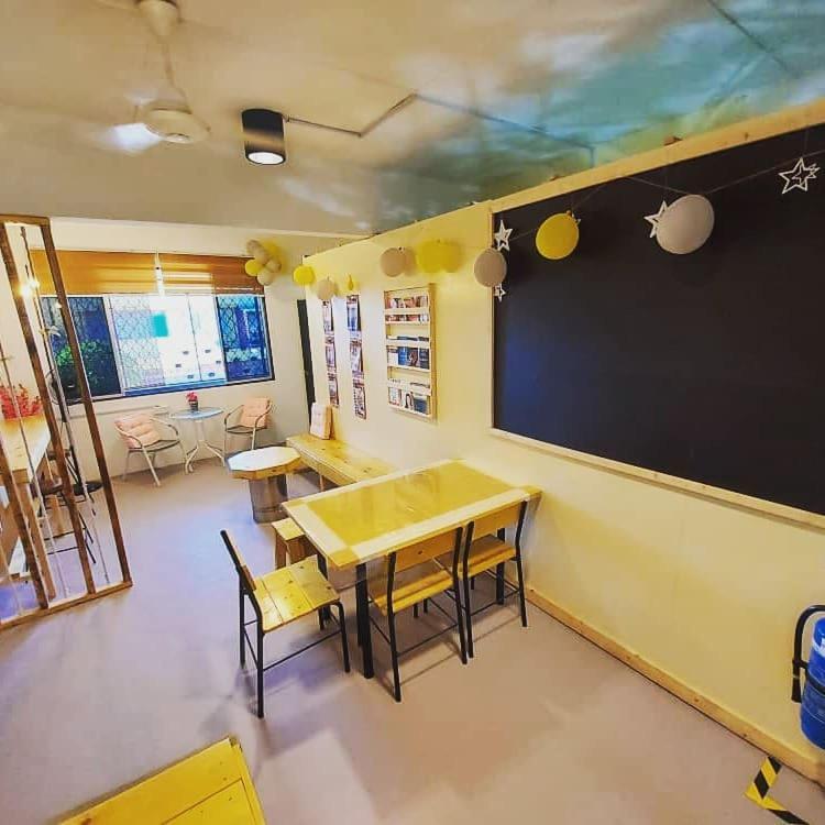 Karya Story Hostel Кудат Екстер'єр фото